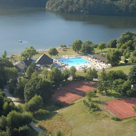 Domaine Residentiel De Plein Air Les Tours 4*