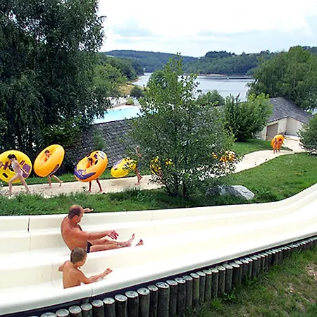 אתר קמפינג Domaine Residentiel De Plein Air Les Tours Entraygues-sur-Truyère